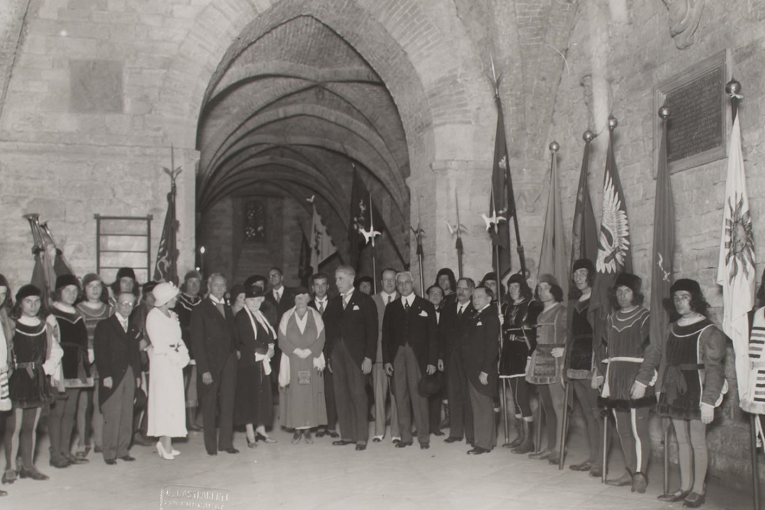 30 settembre 1933 - Conferimento della cittadinanza onoraria di Perugia a Sir Frederic Tborn Rider