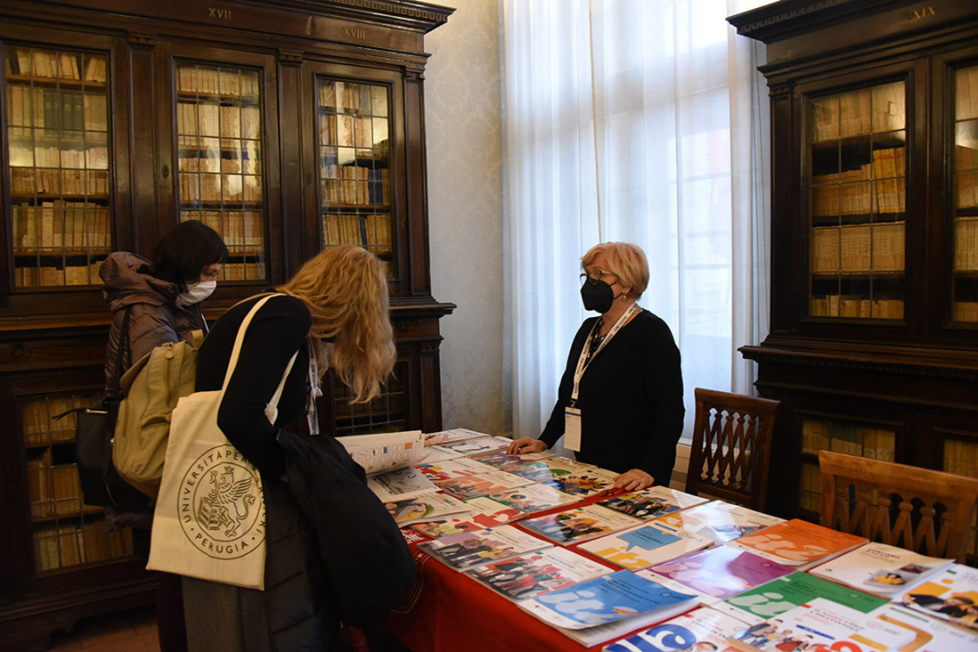 FIERIDA 2022 - partecipanti all'evento all'interno di Palazzo Gallenga