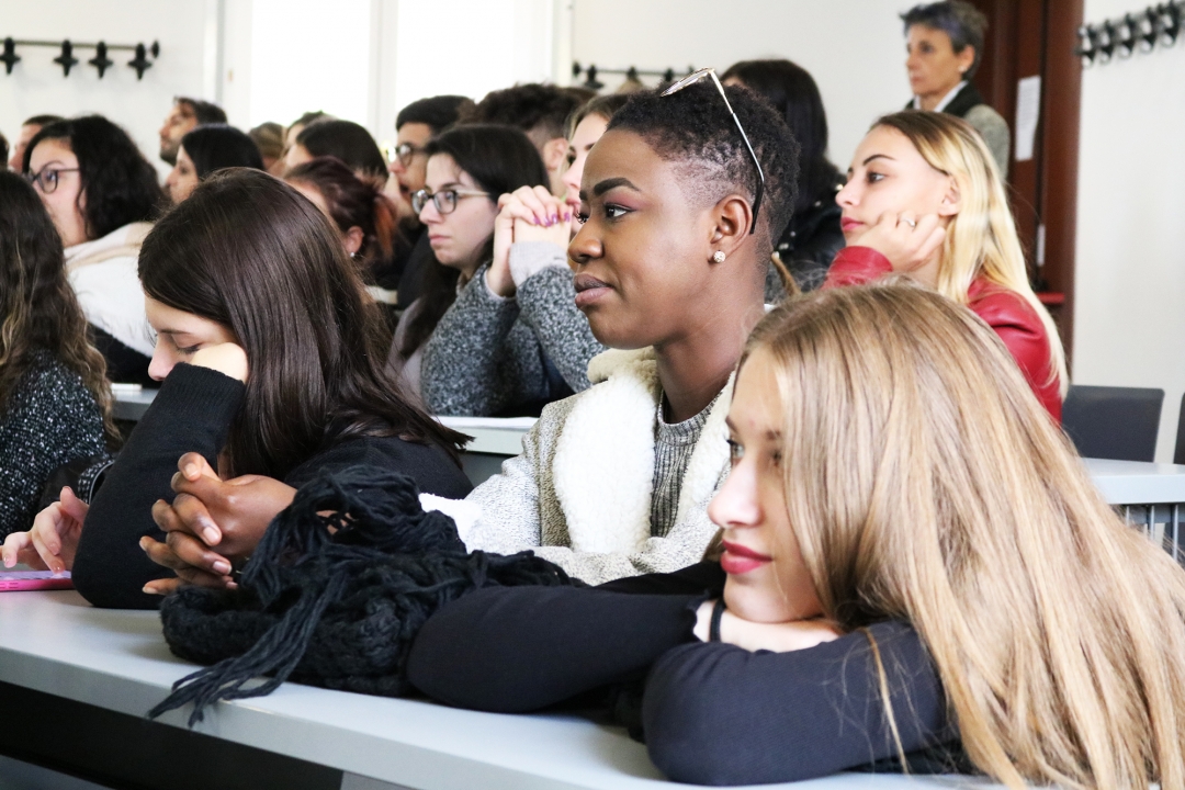 studenti durante l'incontro