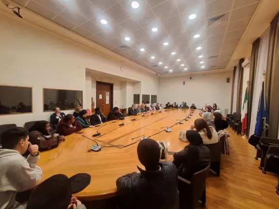 Gli studenti e le studentesse del progetto ITALYOU in visita alla Farnesina
