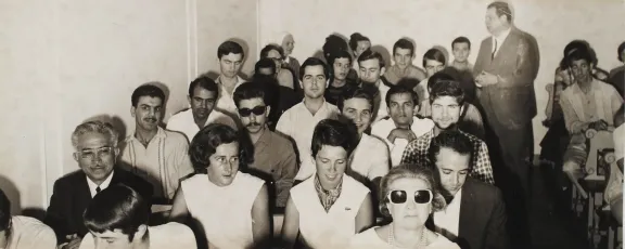 foto storica di studenti in aula