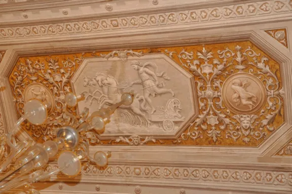 decorazioni della sala Goldoni